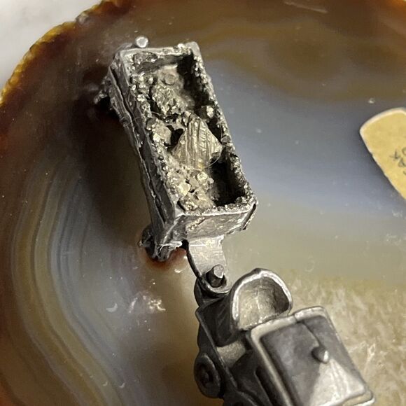 Agate Geode Mineral Crystal Rock Mine Figurine with Pewter Miners & Train Pyrite - Picture 7 of 10